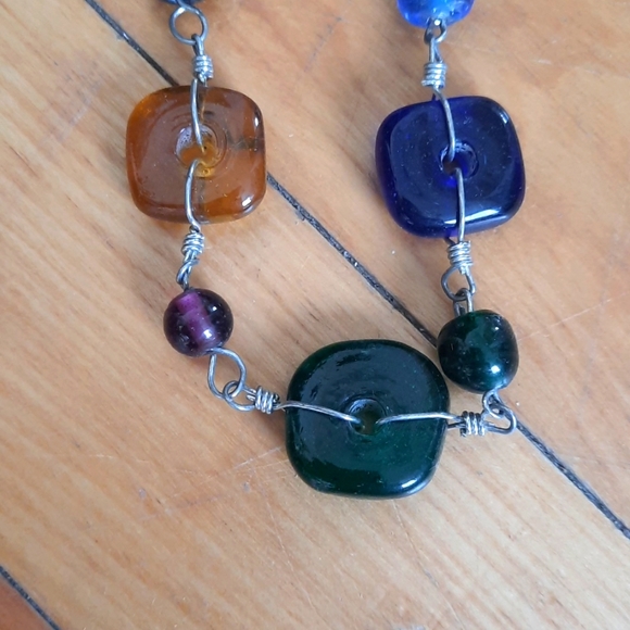 VINTAGE GLASS BEAD NECKLACE - Picture 3 of 6